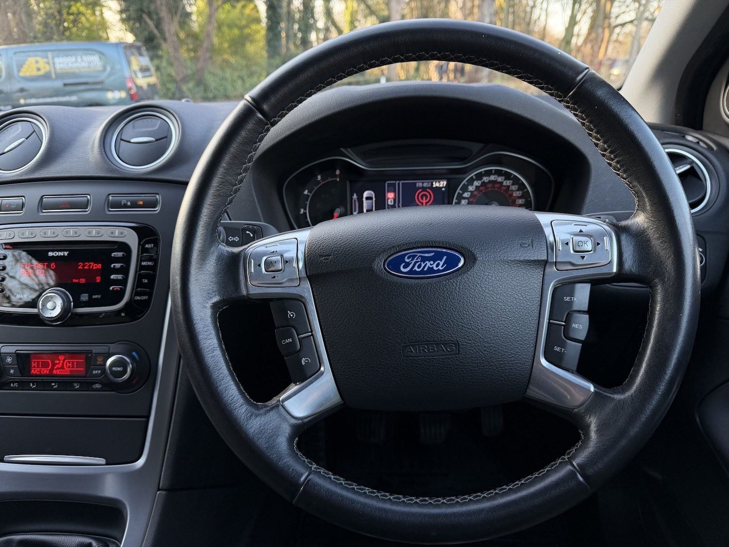Used Ford Mondeo 2012 for sale - 77166148: Photo 19