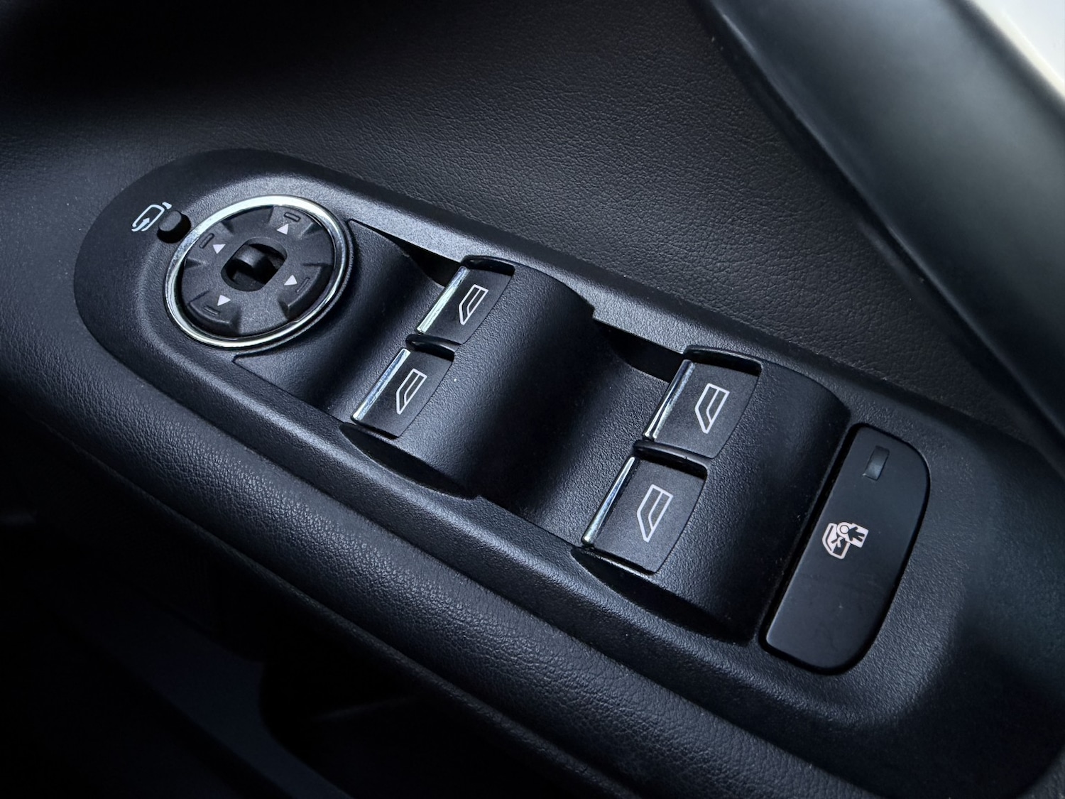 Used Ford Mondeo 2012 for sale - 77166148: Photo 20