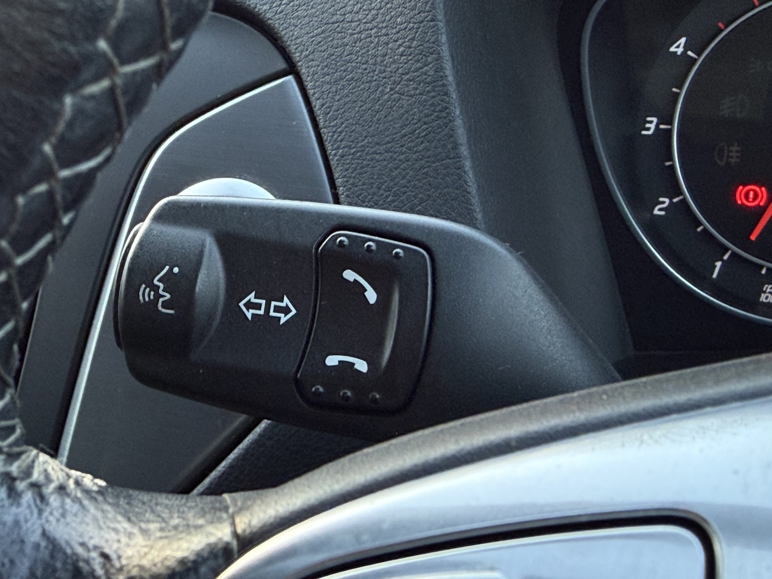 Used Ford Mondeo 2012 for sale - 77166148: Photo 24