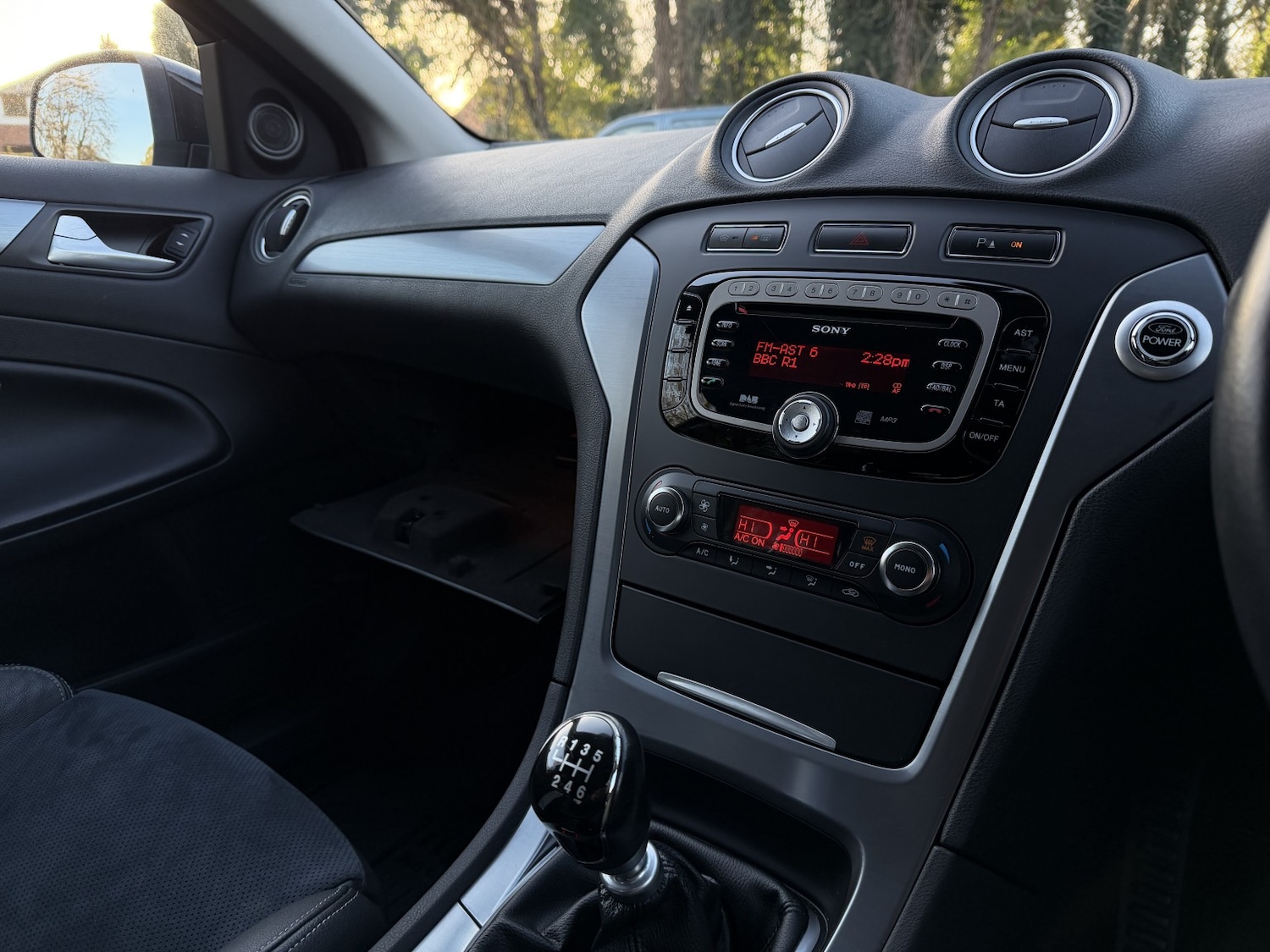 Used Ford Mondeo 2012 for sale - 77166148: Photo 33