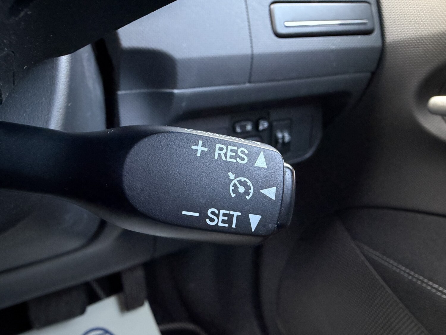 Used Toyota Auris 2011 for sale - 78048924: Photo 23