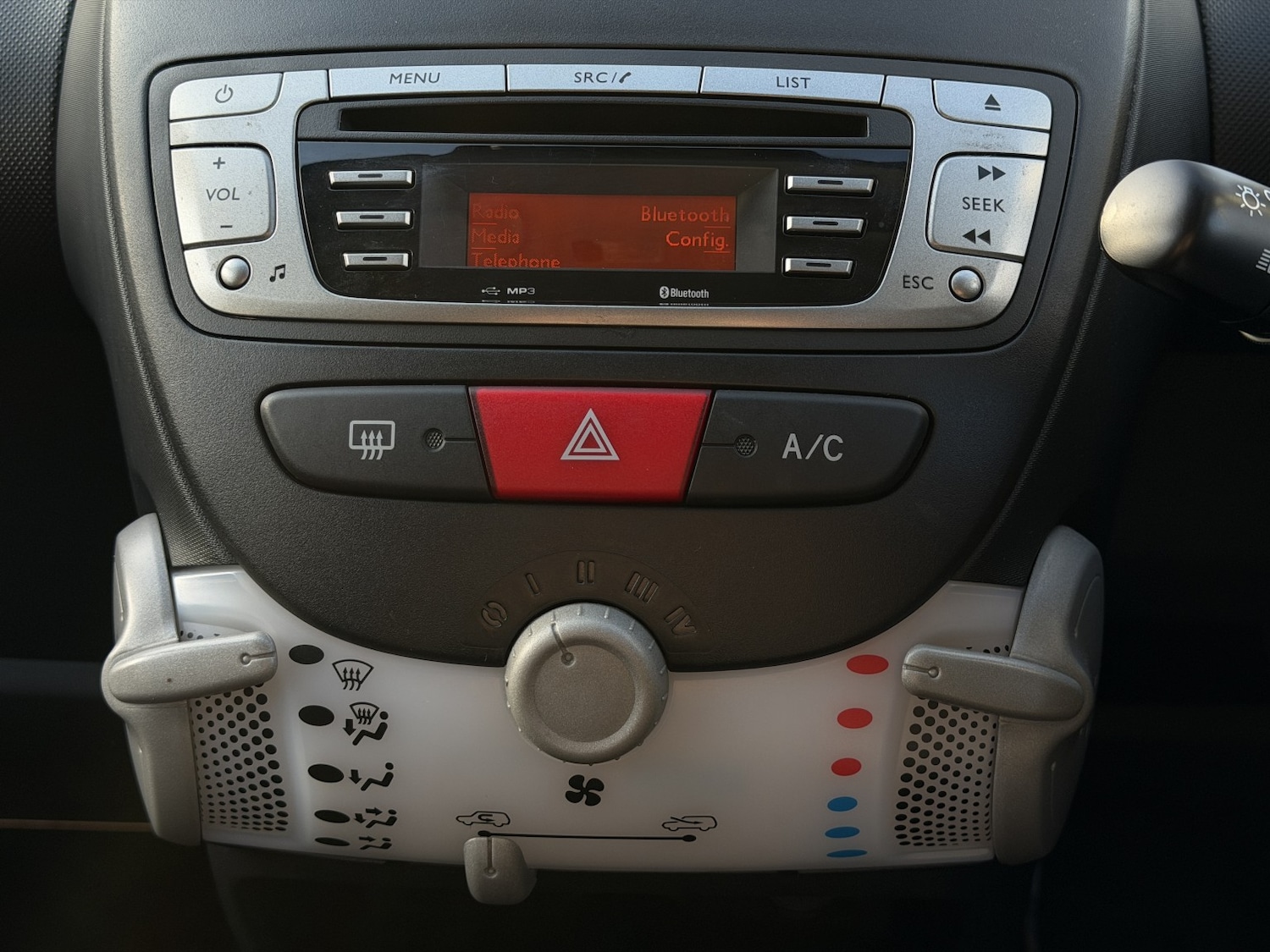 Used Peugeot 107 2013 for sale - 77350164: Photo 16