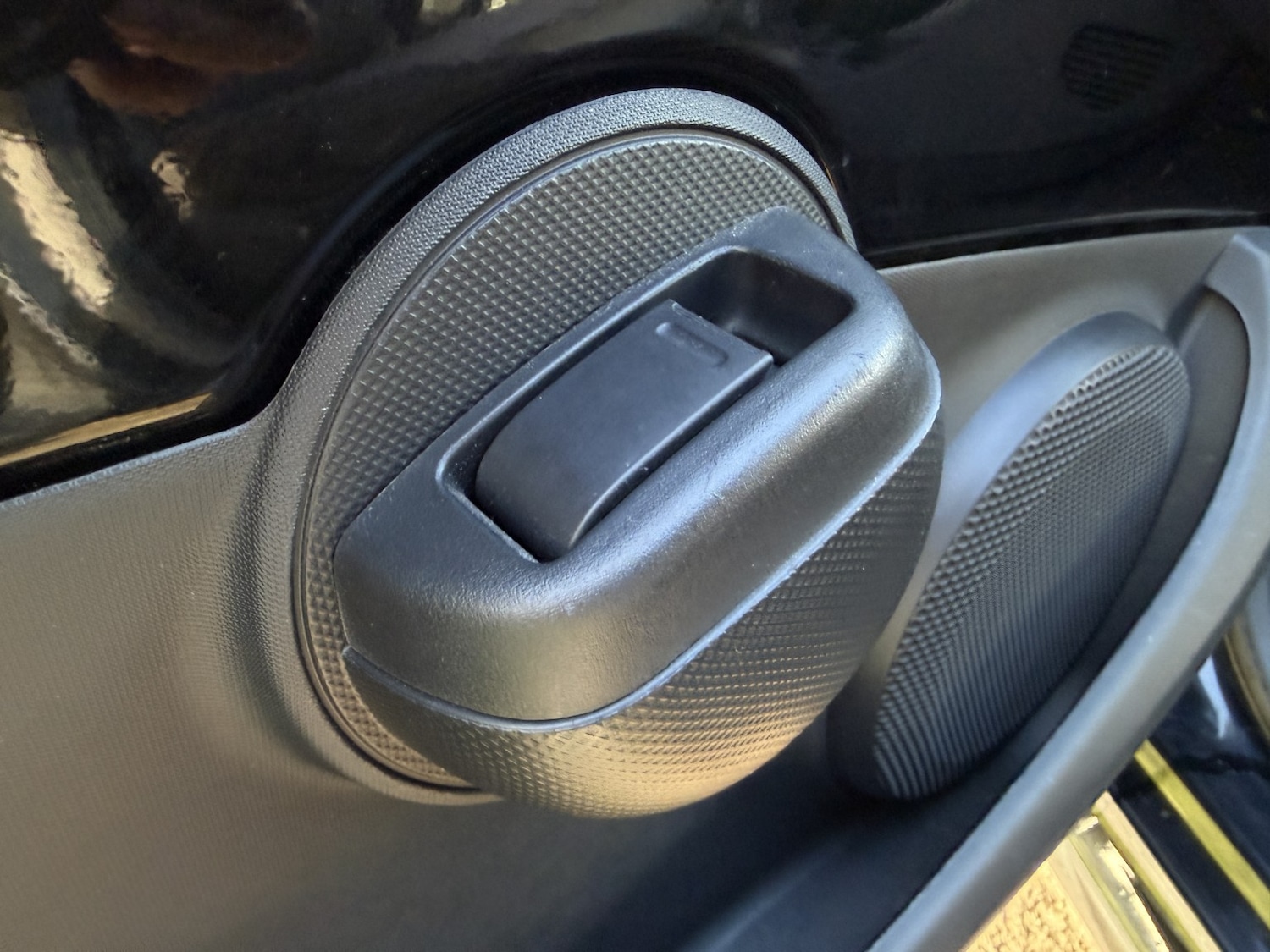 Used Peugeot 107 2013 for sale - 77350164: Photo 18