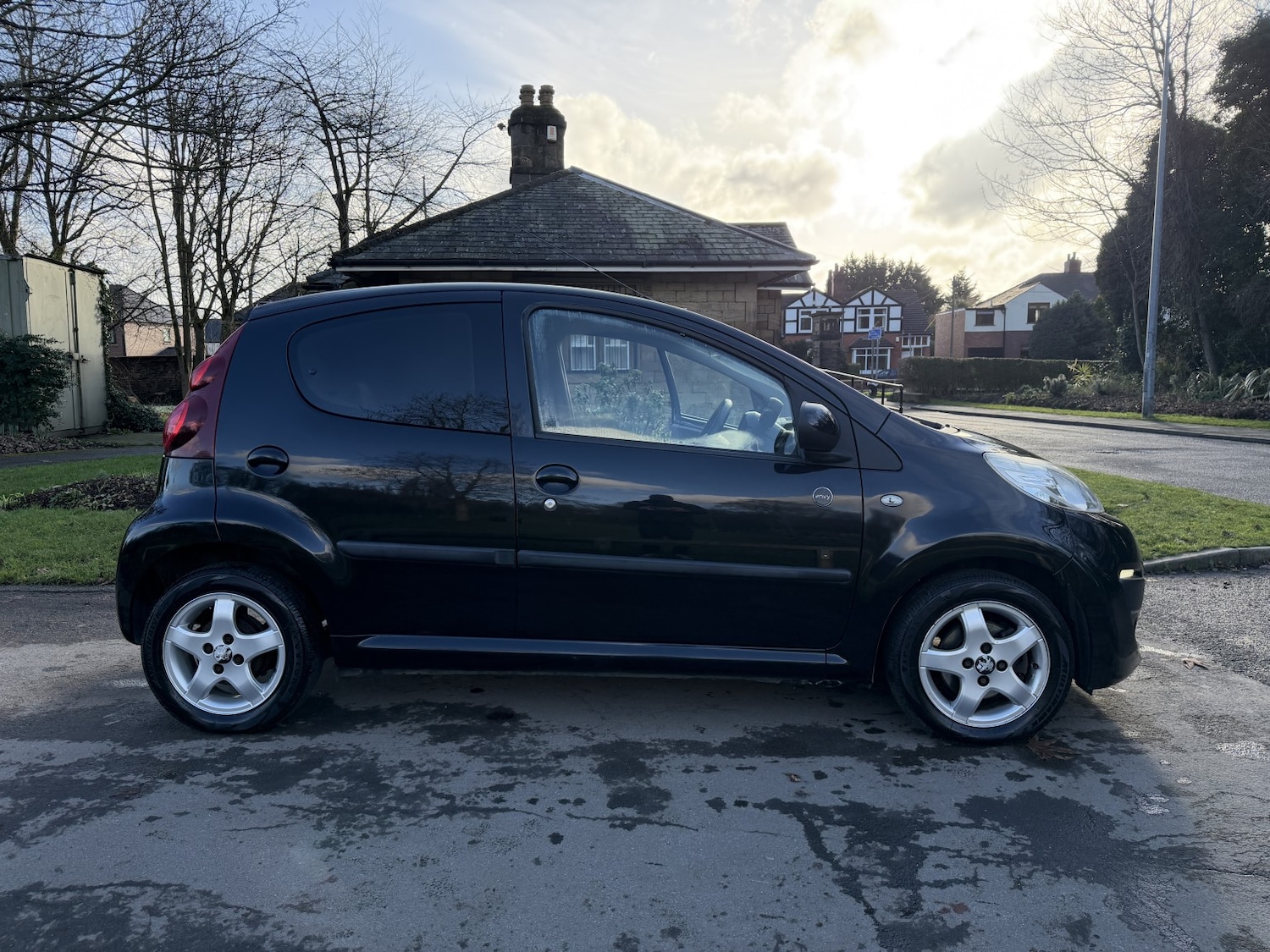 Used Peugeot 107 2013 for sale - 77350164: Photo 8