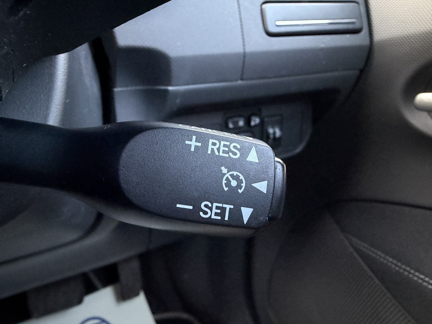 Used Toyota Auris 2011 for sale - 77656416: Photo 26