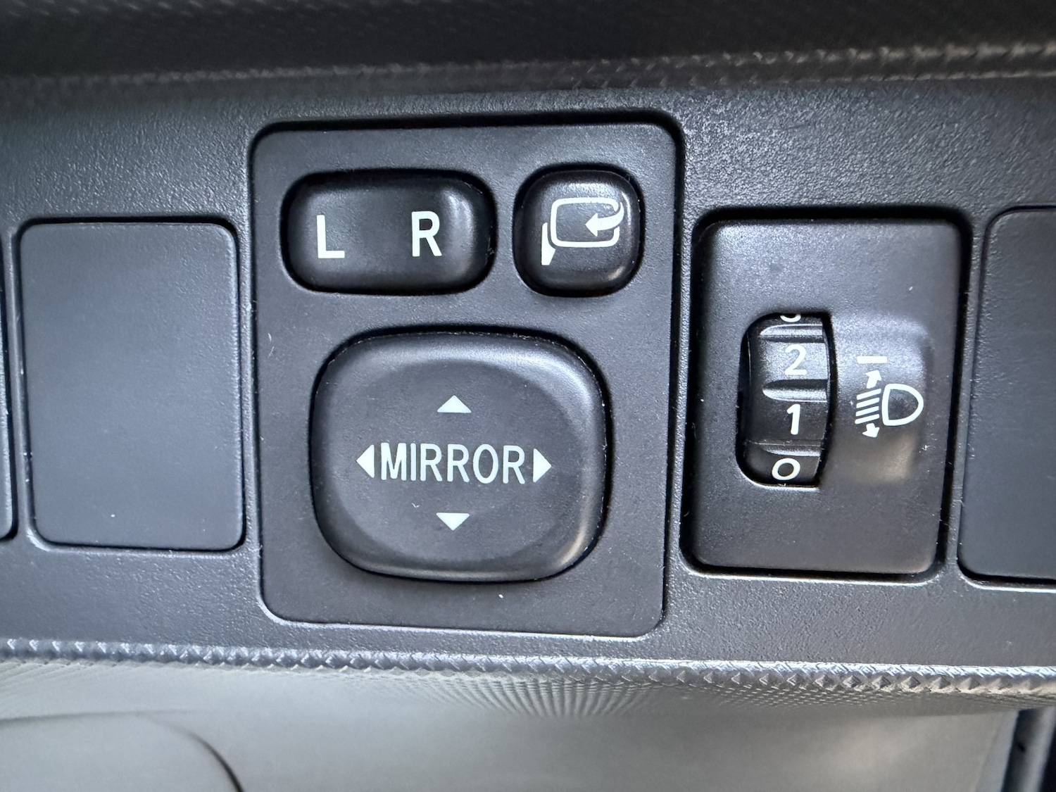 Used Toyota Auris 2011 for sale - 77656416: Photo 27