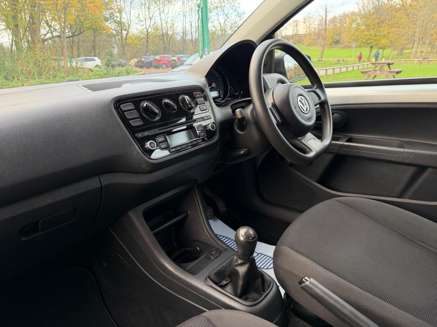 Used Volkswagen up! 2014 for sale - 76631528: Photo 16