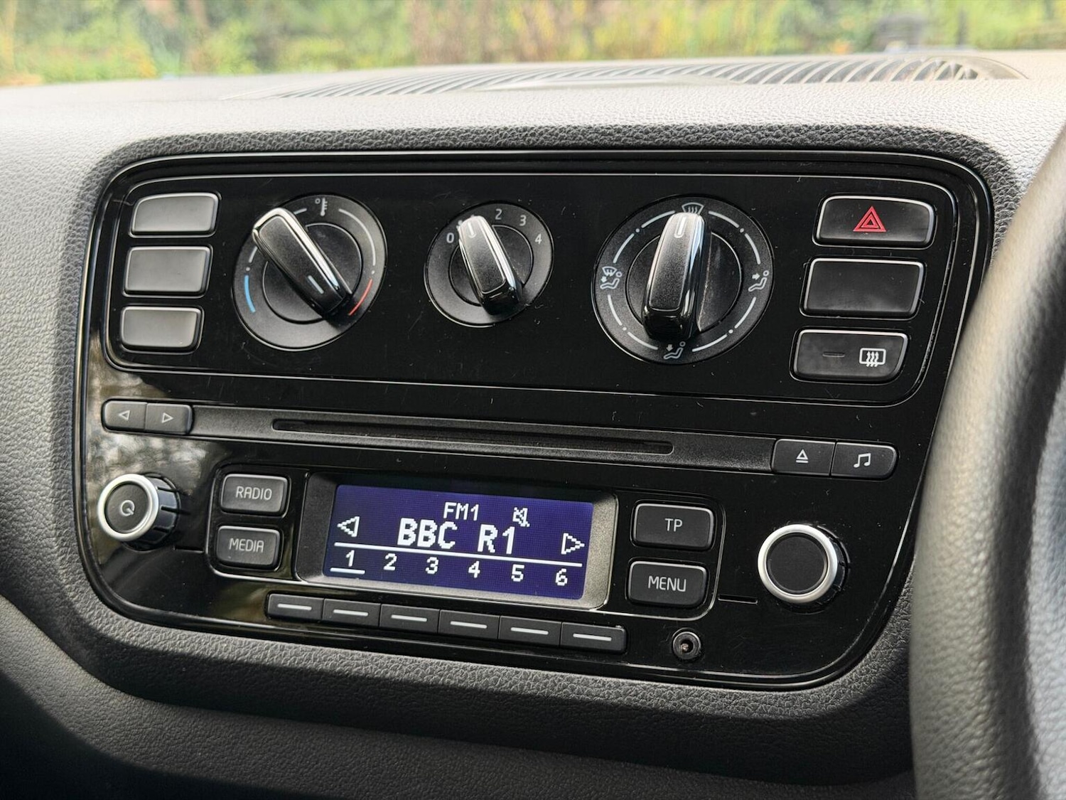 Used Volkswagen up! 2014 for sale - 76631528: Photo 20