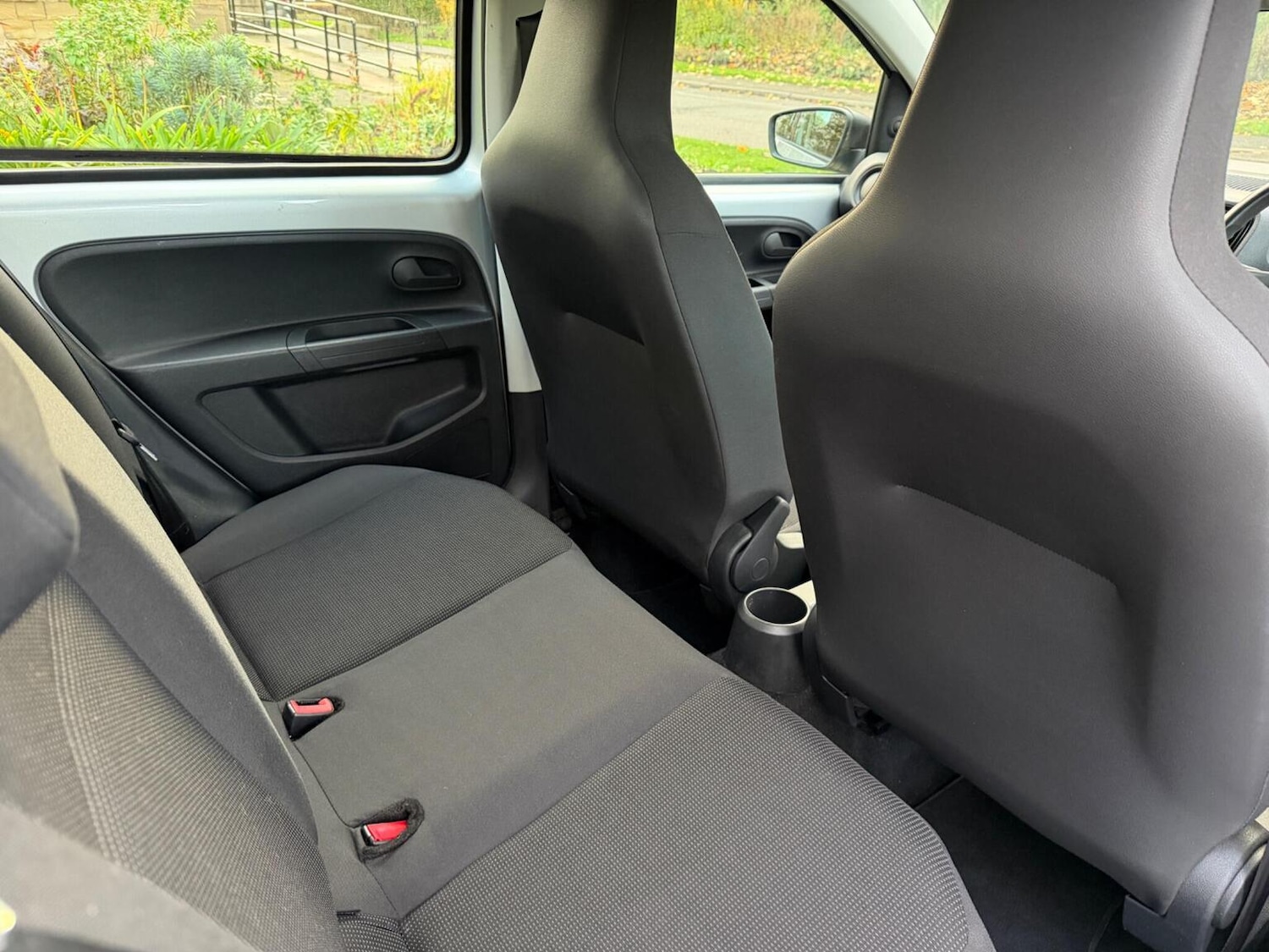 Used Volkswagen up! 2014 for sale - 76631528: Photo 26