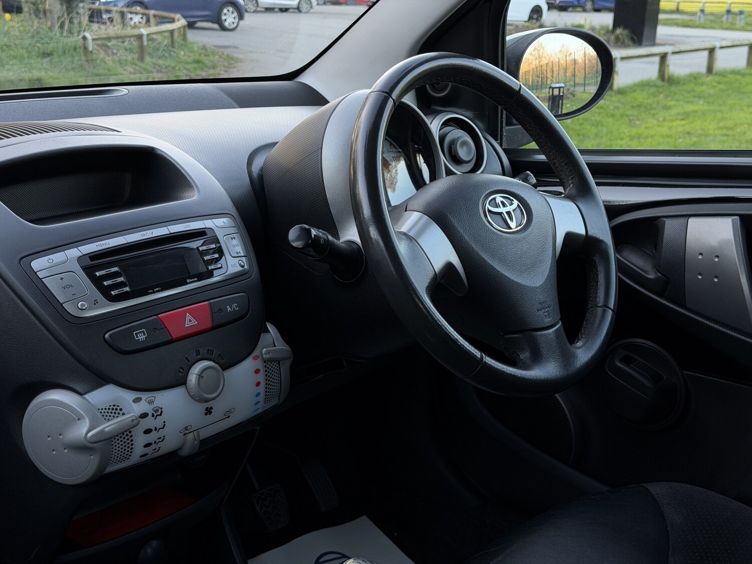 Used Toyota AYGO 2013 for sale - 78048927: Photo 18