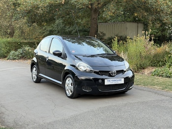Used Toyota AYGO 2010 for sale - 79531702: Photo