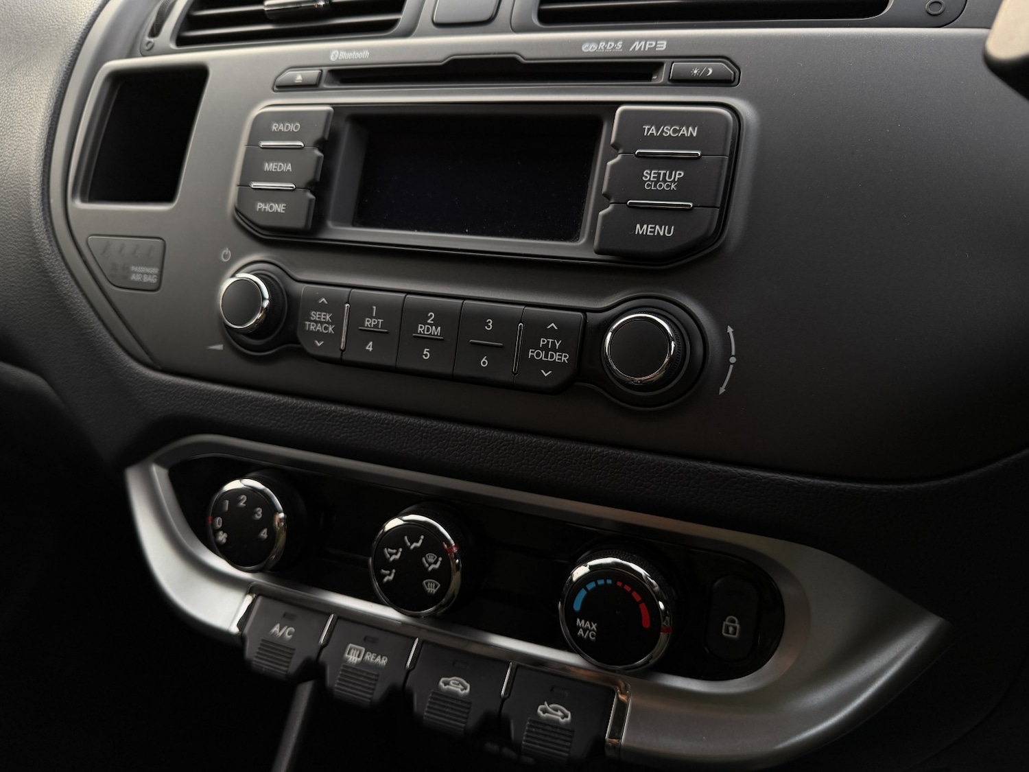 Used Kia Rio 2014 for sale - 77781645: Photo 24