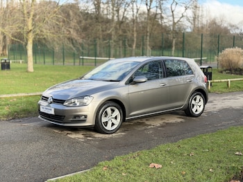 Used Volkswagen Golf 2016 for sale - 77501522: Photo