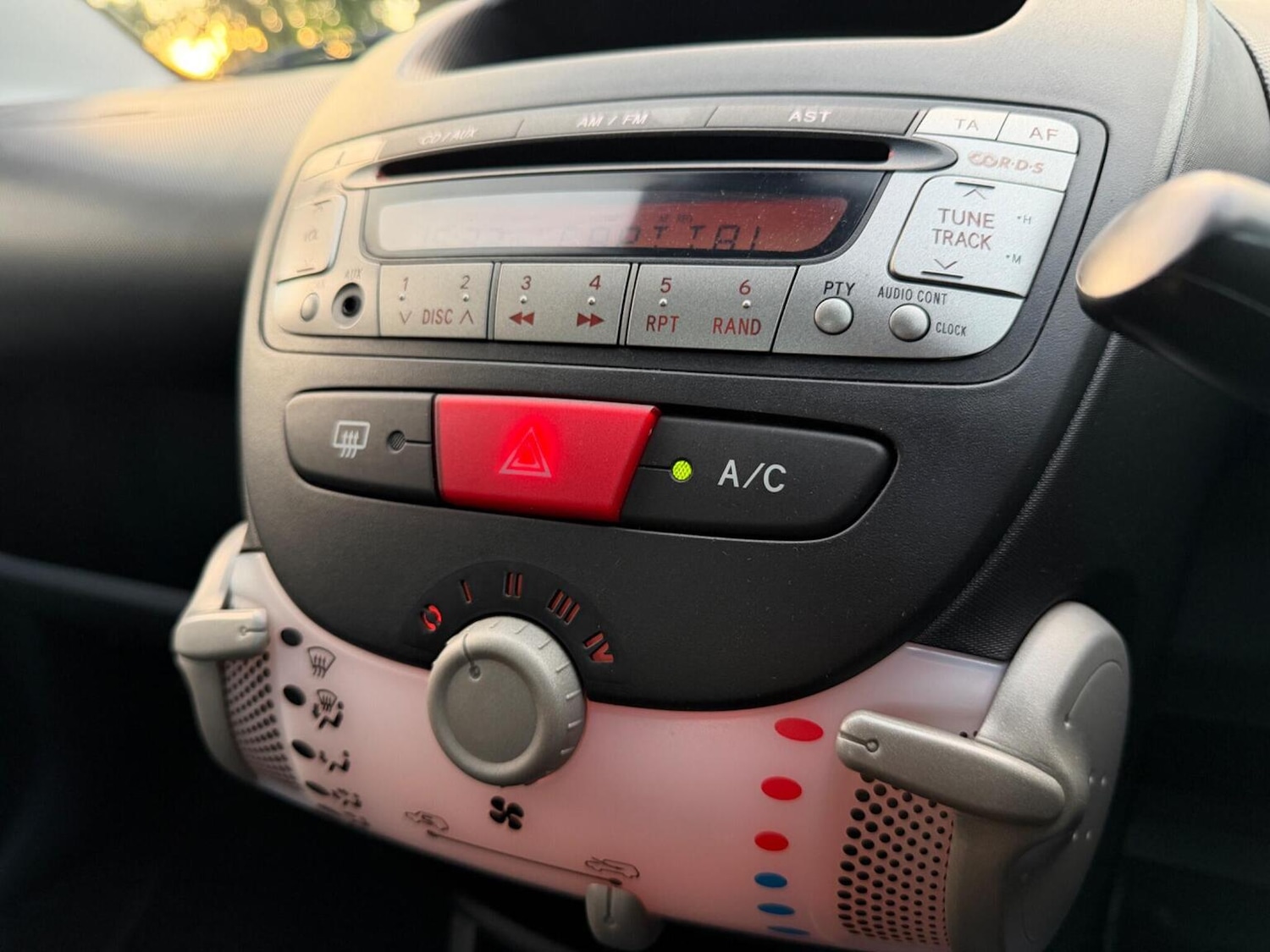 Used Citroen C1 2013 for sale - 76758860: Photo 21