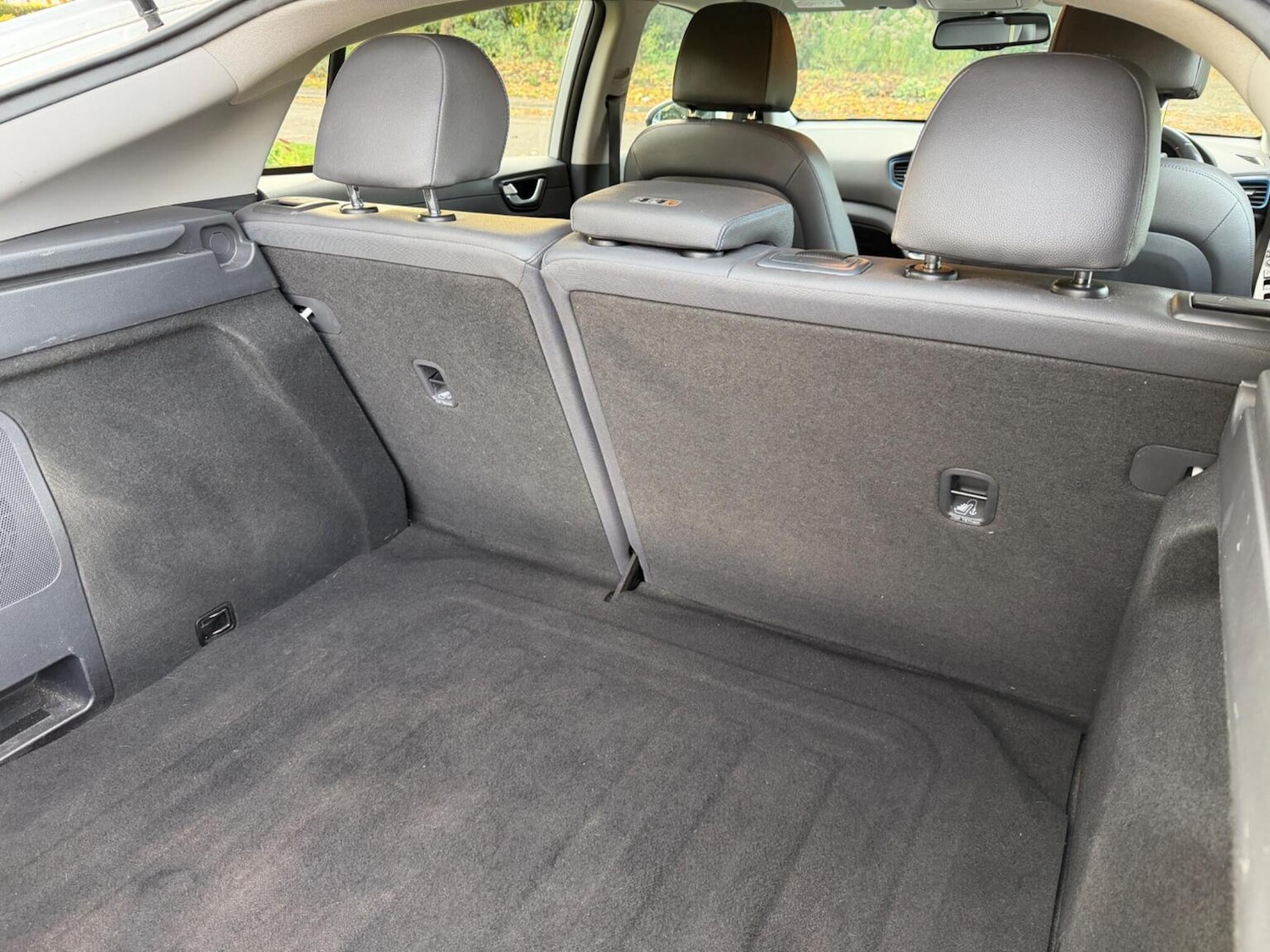 Used Hyundai IONIQ 2019 for sale - 76631615: Photo 32