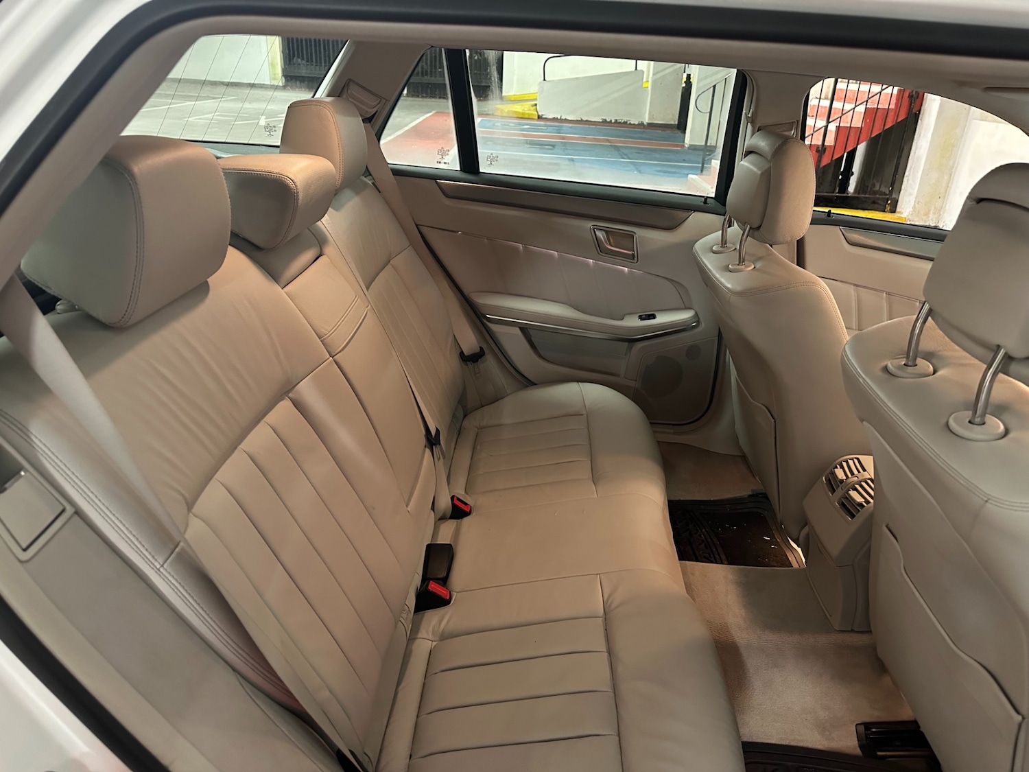 Used Mercedes-Benz E Class 2013 for sale - 77665630: Photo 14