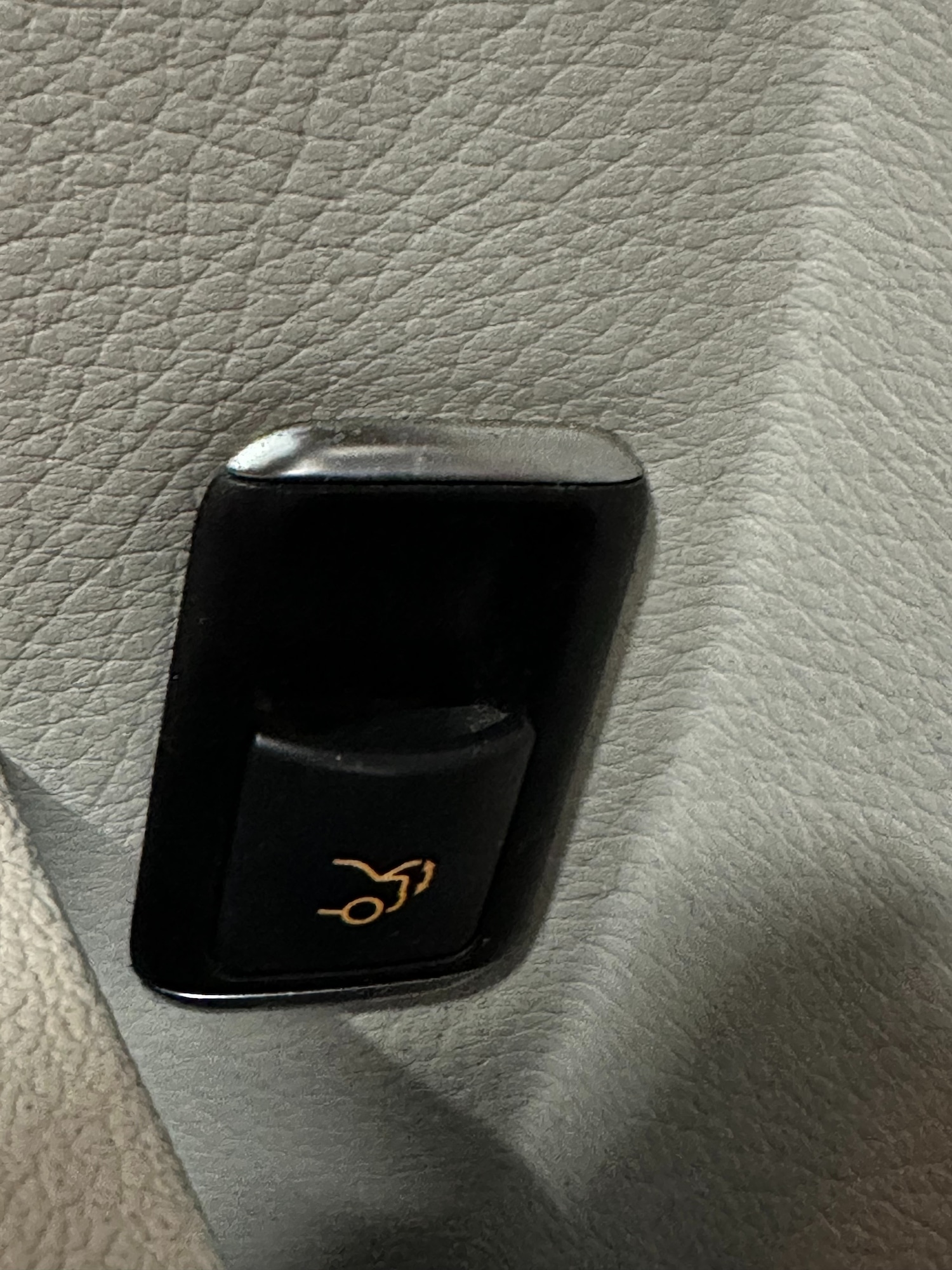 Used Mercedes-Benz E Class 2013 for sale - 77665630: Photo 21