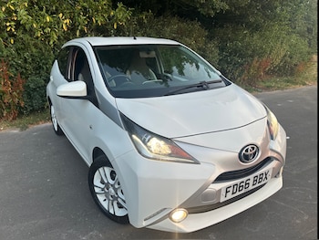 Used Toyota AYGO 2017 for sale - 79267339: Photo