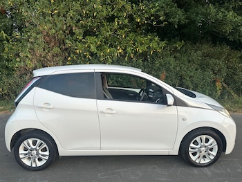 Used Toyota AYGO 2017 for sale - 79267339: Photo