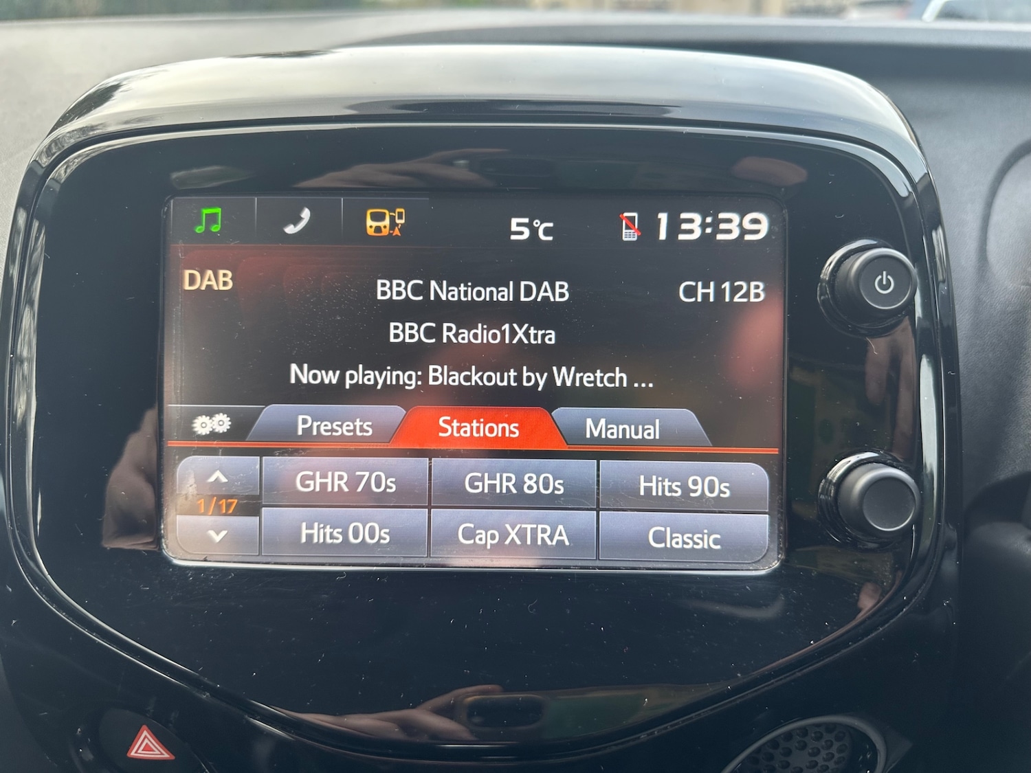 Used Toyota AYGO 2015 for sale - 78117368: Photo 19