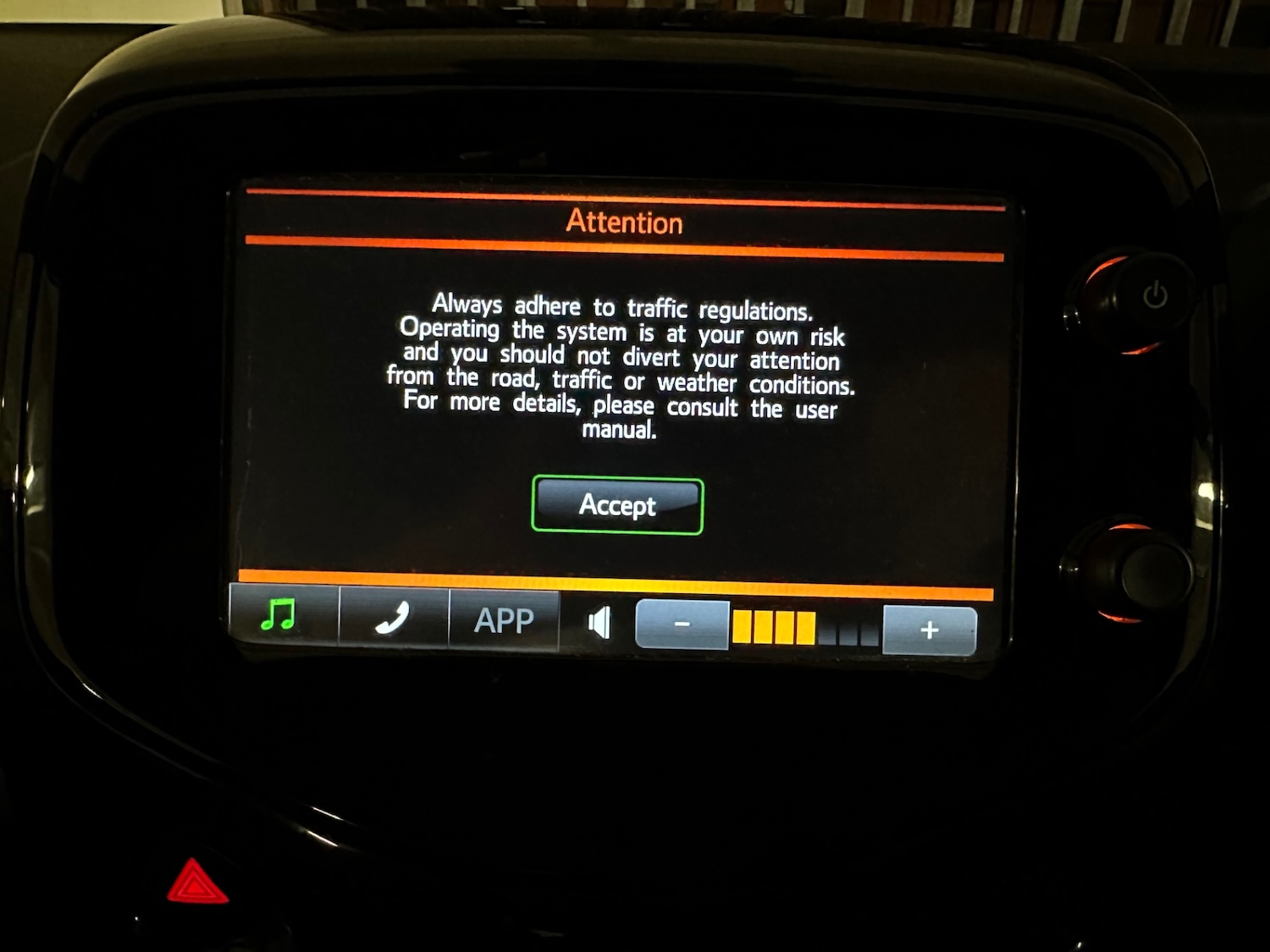 Used Toyota AYGO 2015 for sale - 78117368: Photo 27