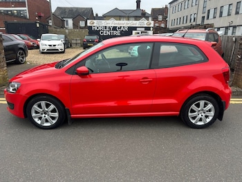 Used Volkswagen Polo 2010 for sale - 77379268: Photo
