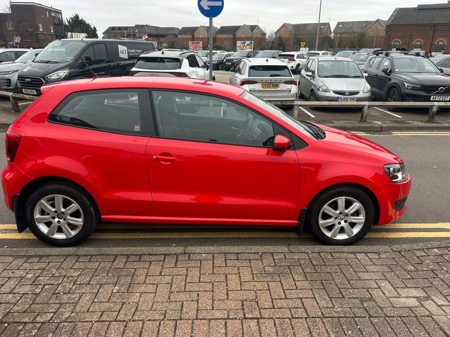 Used Volkswagen Polo 2010 for sale - 77379268: Photo 7