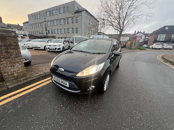 2009 (58) - 1.4 Titanium 5dr