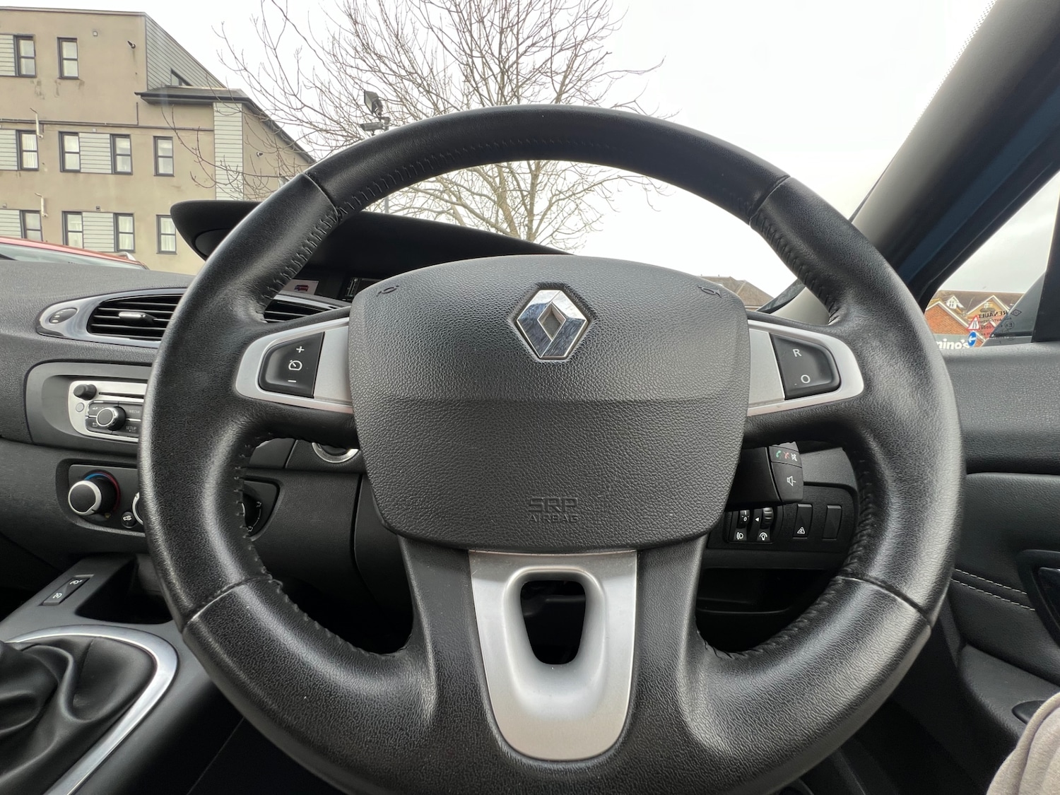 Used Renault Scenic 2013 for sale - 77460330: Photo 12