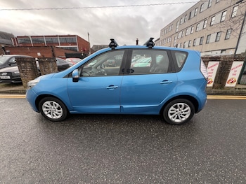 Used Renault Scenic 2013 for sale - 77460330: Photo