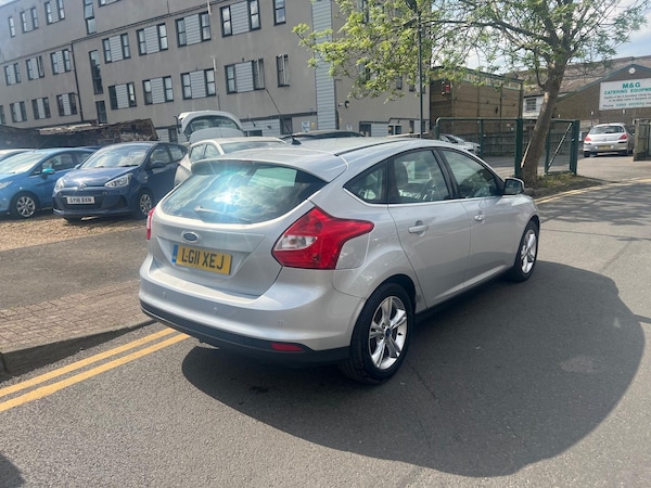 Used Ford Focus 2011 for sale - 75713306: Photo 6
