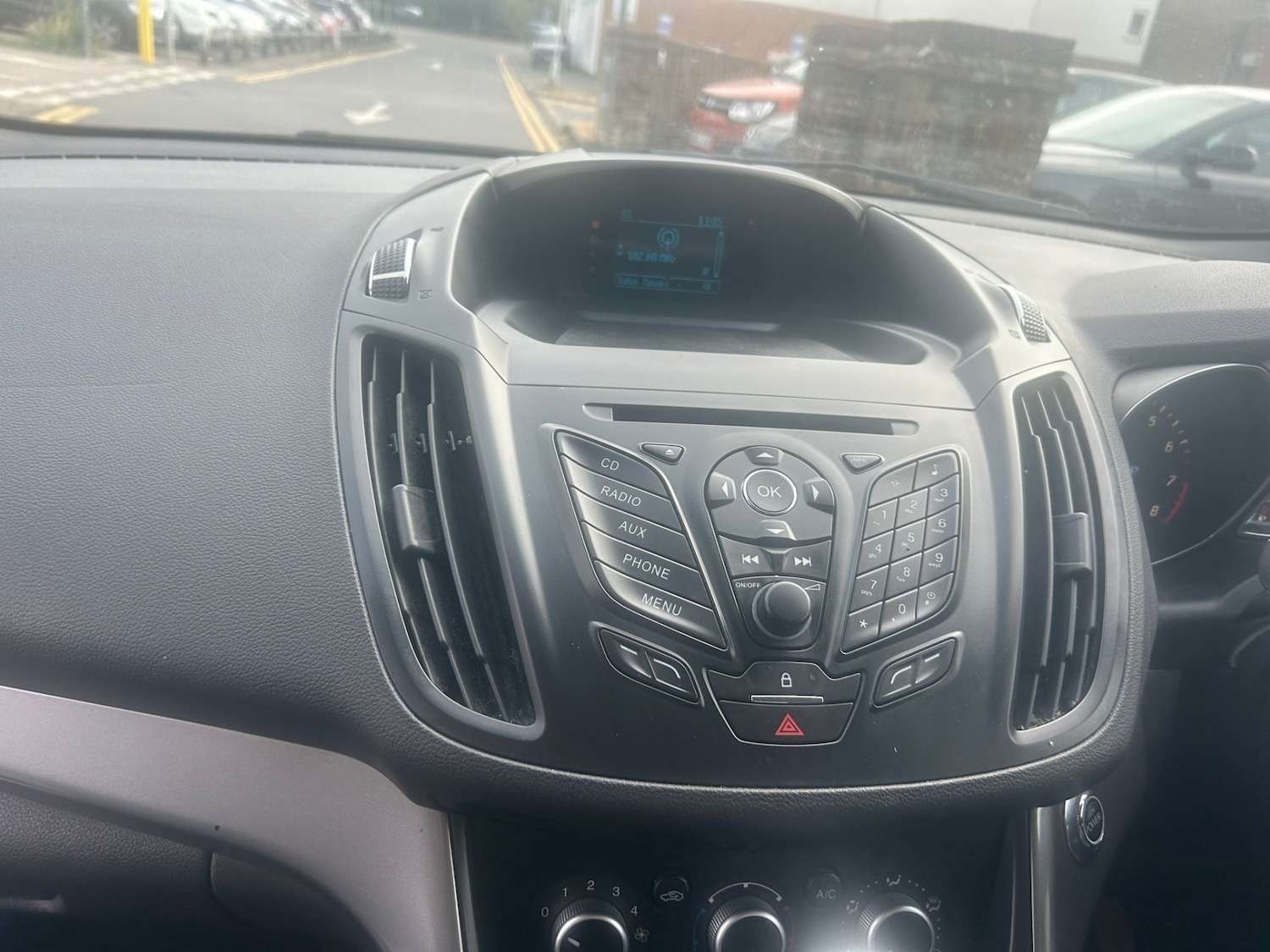 Used Ford Kuga 2014 for sale - 76290101: Photo 17