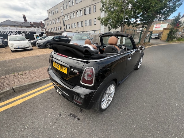 Used MINI Convertible 2014 for sale - 75391299: Photo 11