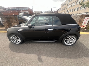 Used MINI Convertible 2014 for sale - 75391299: Photo