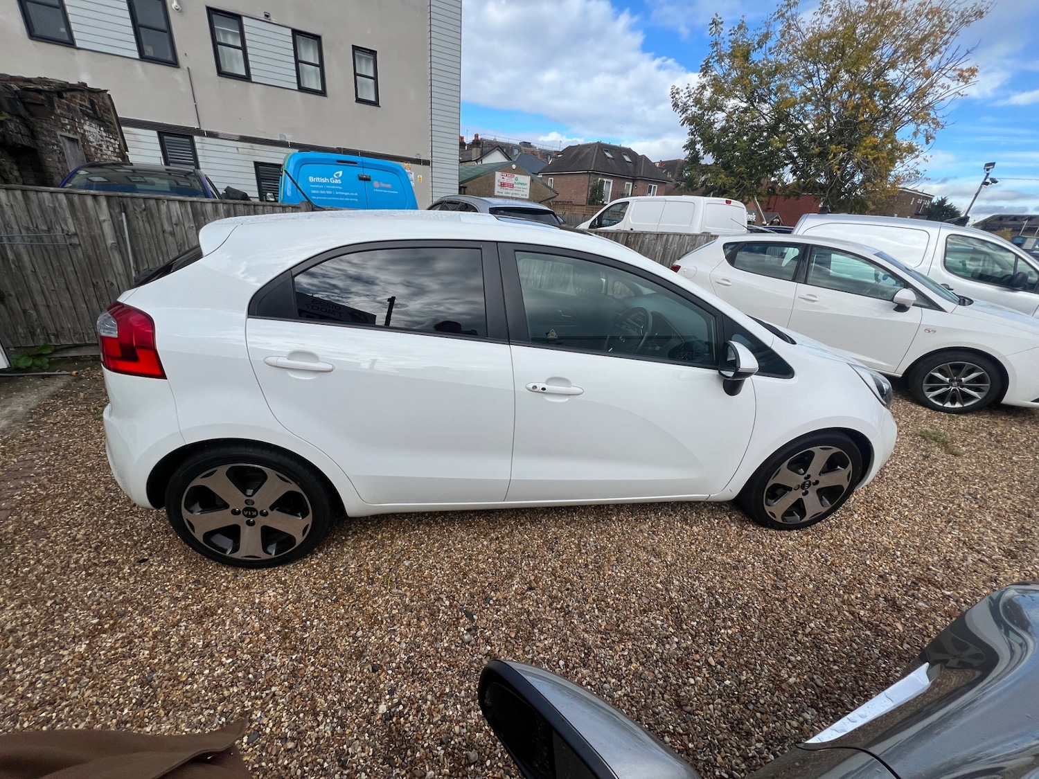 Used Kia Rio 2014 for sale - 76330278: Photo 2