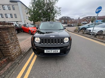 Used Jeep Renegade 2017 for sale - 79853565: Photo