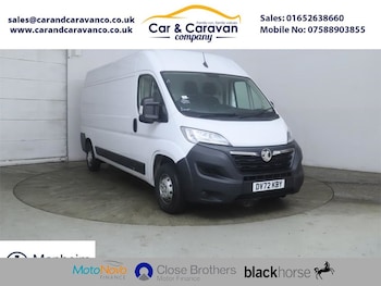 Vauxhall Movano feature image
