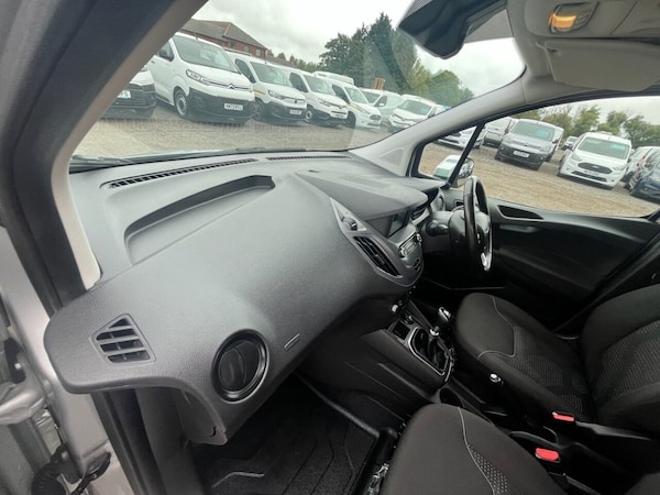 Used Ford Transit Courier 2022 for sale - 75474050: Photo 18