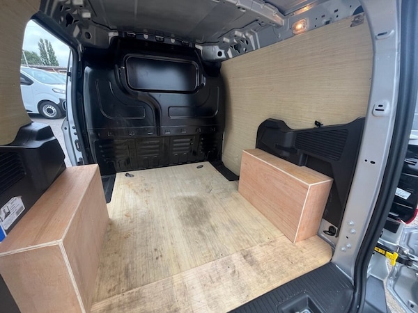 Used Ford Transit Courier 2022 for sale - 75474050: Photo 25