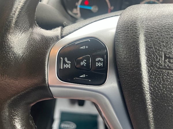 Used Ford Transit Courier 2022 for sale - 75474050: Photo 45