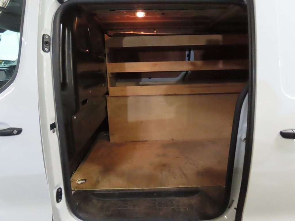 Used Vauxhall Vivaro 2022 for sale - 76333907: Photo 9