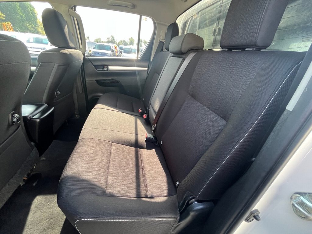 Used Toyota Hilux 2021 for sale - 76105502: Photo 18