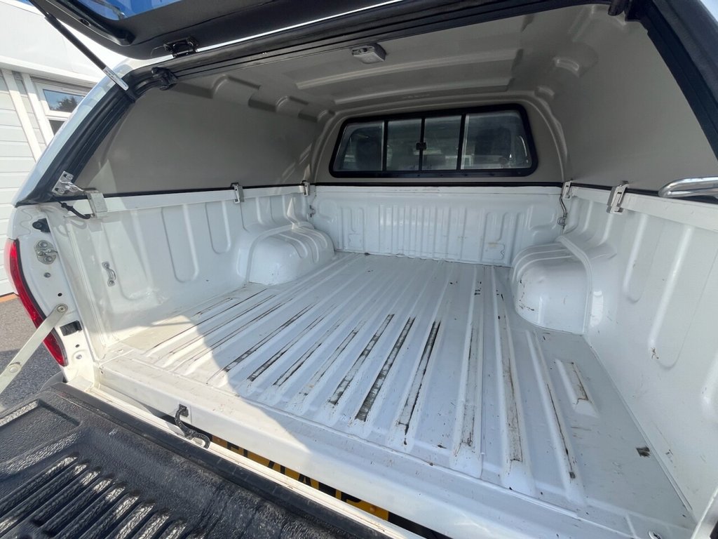Used Toyota Hilux 2021 for sale - 76105502: Photo 23