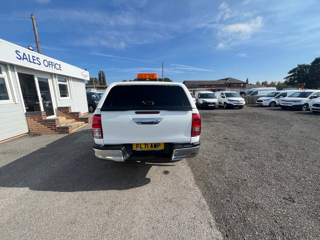 Used Toyota Hilux 2021 for sale - 76105502: Photo 9