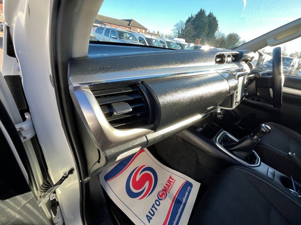 Used Toyota Hilux 2022 for sale - 77101015: Photo 31