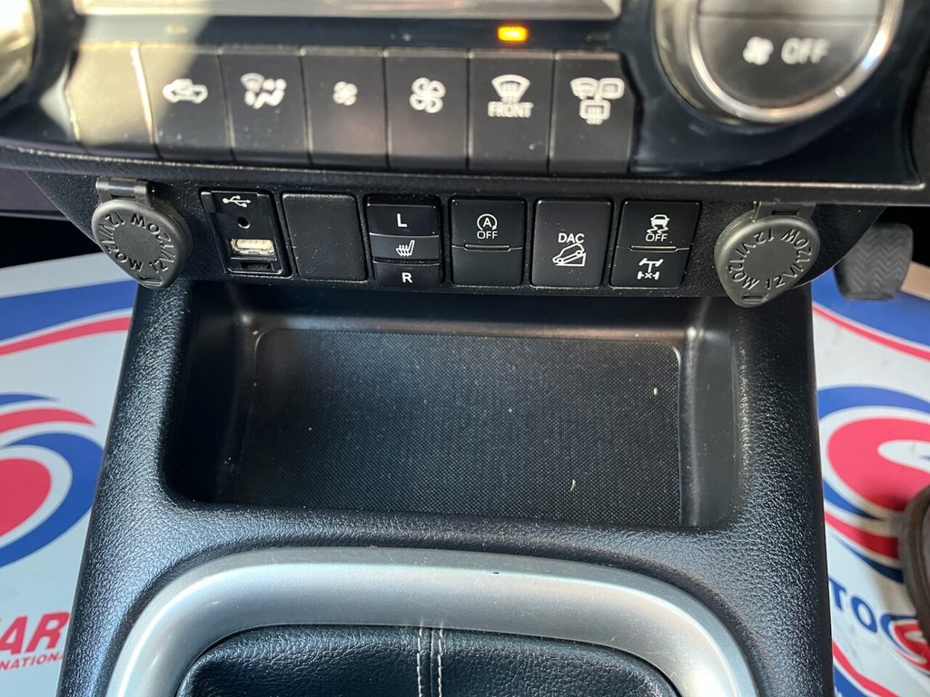 Used Toyota Hilux 2022 for sale - 77101015: Photo 50