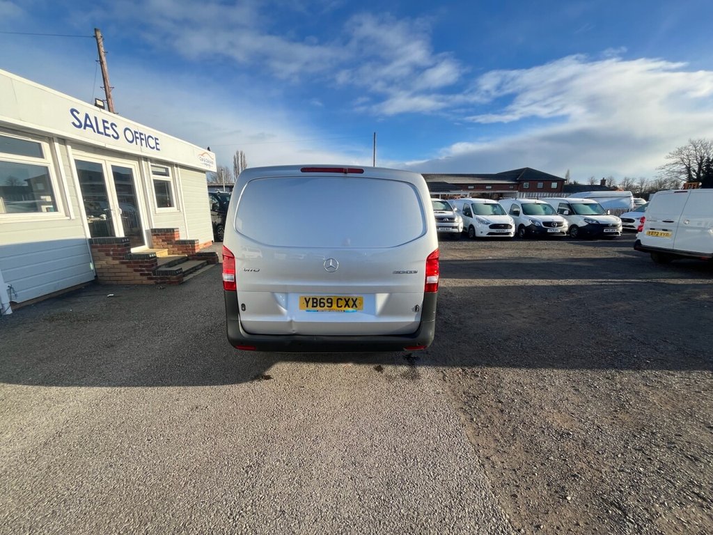 Used Mercedes-Benz Vito 2019 for sale - 77101098: Photo 10