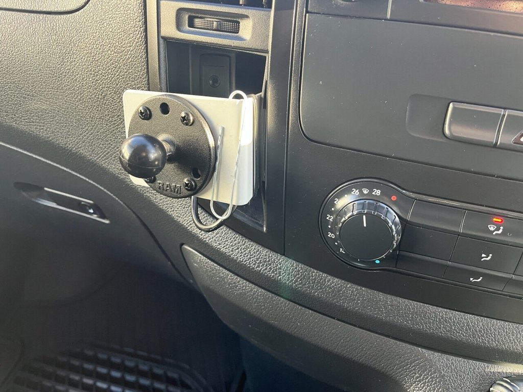 Used Mercedes-Benz Vito 2019 for sale - 77101098: Photo 32