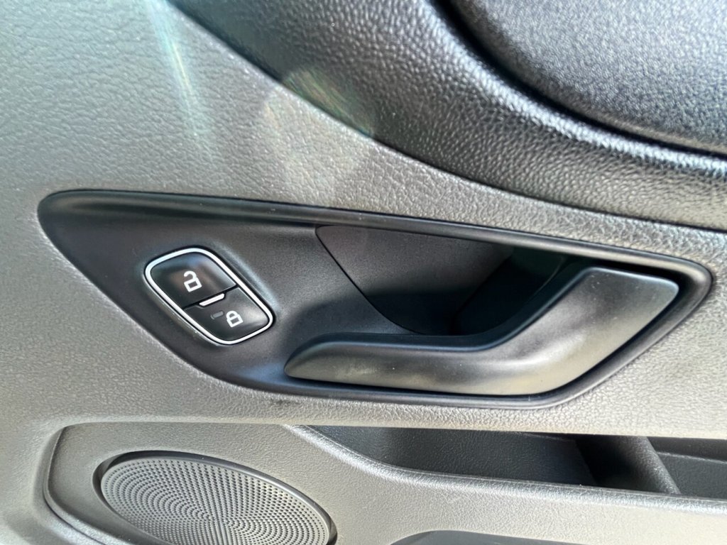 Used Ford Transit Custom 2020 for sale - 76068879: Photo 28