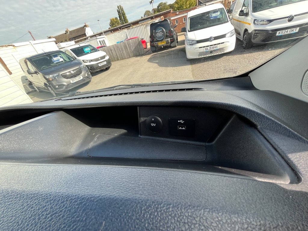 Used Ford Transit Custom 2020 for sale - 76068879: Photo 33
